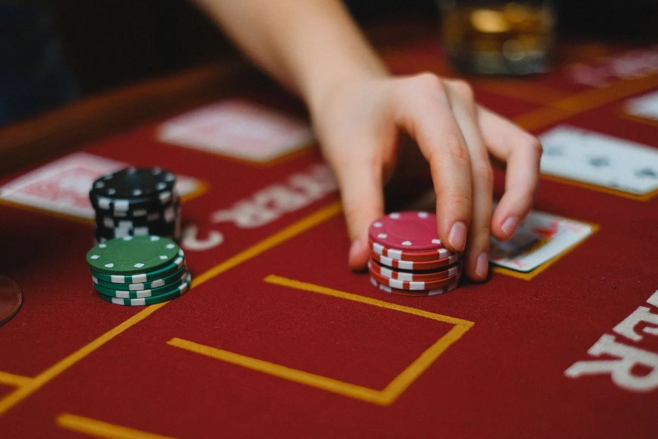 Hạn mức cược Baccarat và ngân sách nạp rút